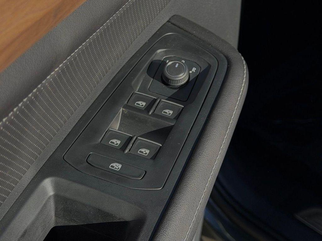 new 2026 Volkswagen Atlas car, priced at $48,860