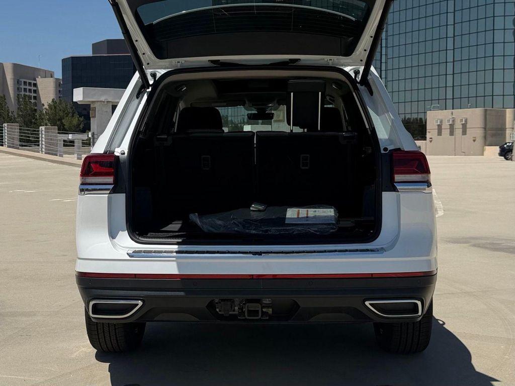 new 2026 Volkswagen Atlas car, priced at $48,860