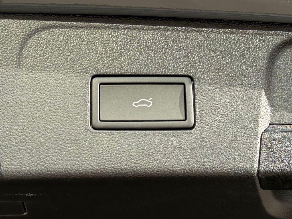new 2026 Volkswagen Atlas car, priced at $47,617