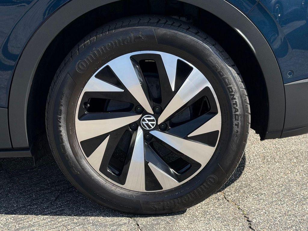 used 2023 Volkswagen ID.4 car, priced at $20,950