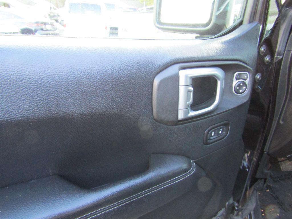 used 2018 Jeep Wrangler Unlimited car, priced at $20,795