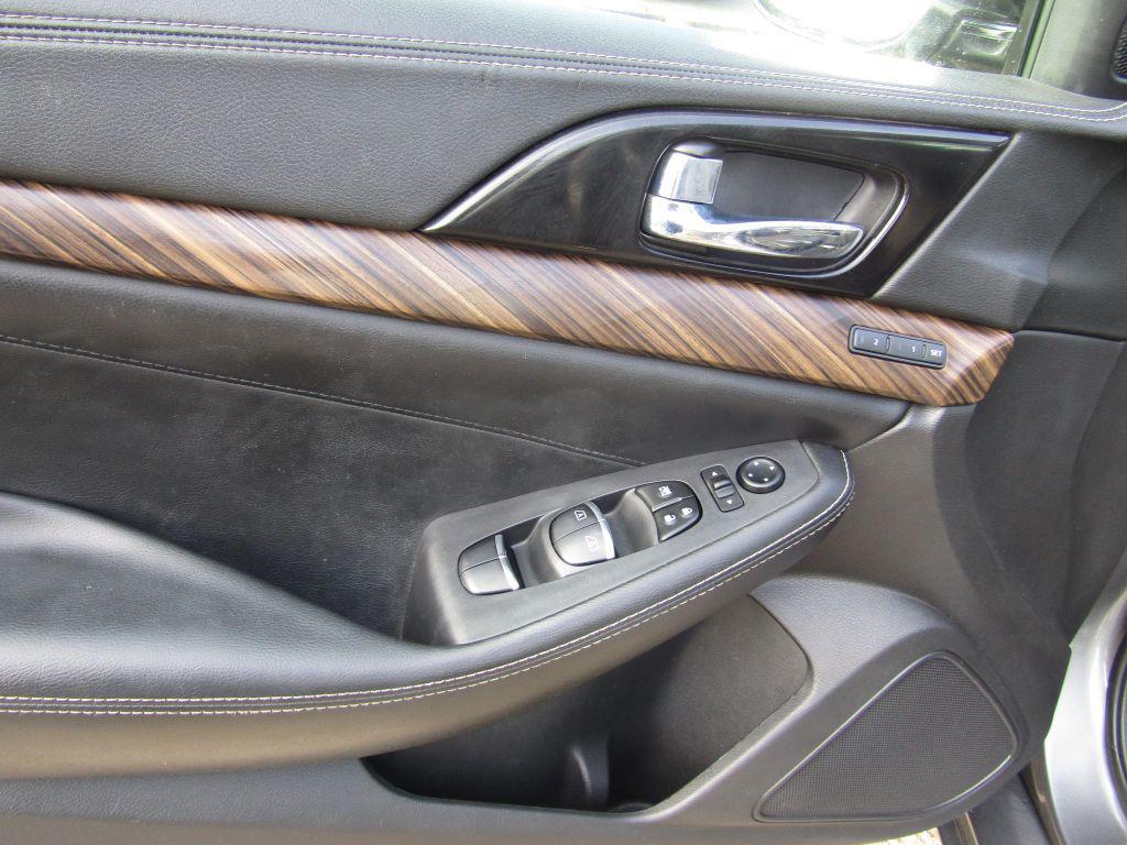 used 2017 Nissan Maxima car, priced at $14,995