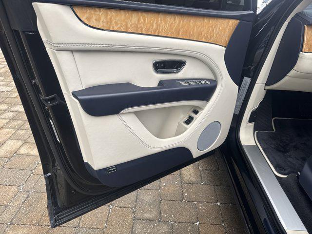 used 2024 Bentley Bentayga Hybrid car, priced at $159,500