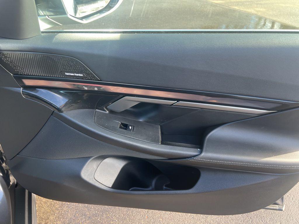 used 2025 BMW 540 car, priced at $54,756