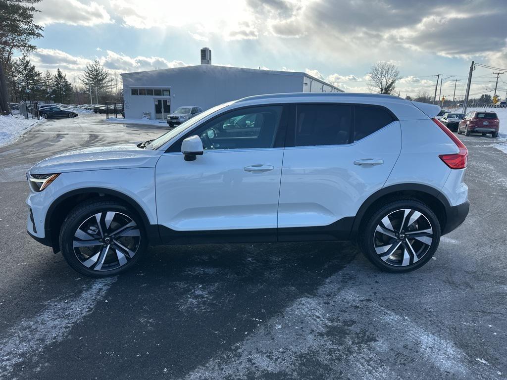 used 2024 Volvo XC40 car, priced at $29,997