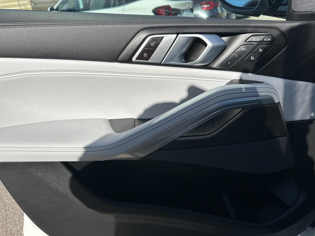 used 2024 BMW X6 car, priced at $68,714