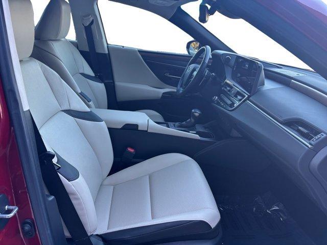 used 2025 Lexus ES 350 car, priced at $38,966