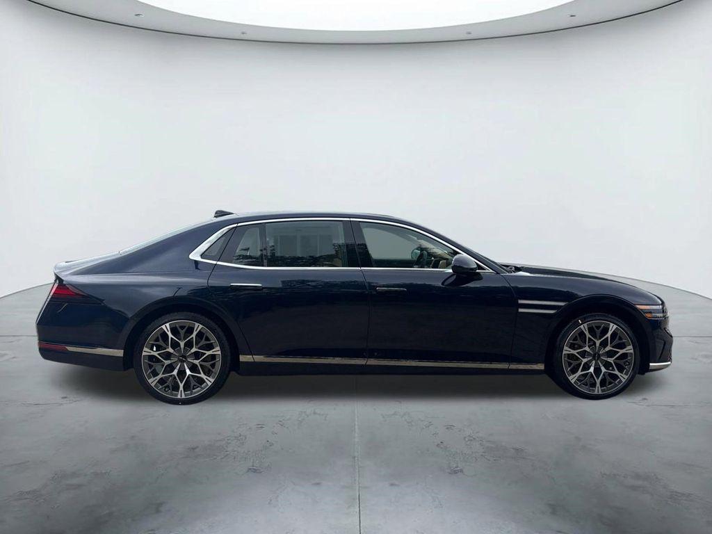 new 2026 Genesis G90 car, priced at $105,440