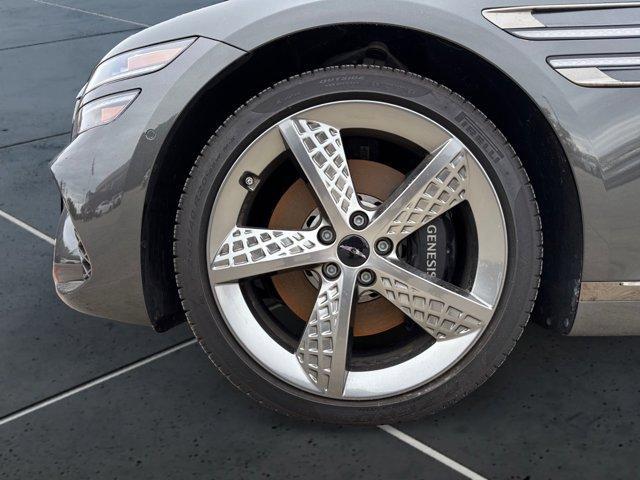 new 2025 Genesis G80 car, priced at $75,284