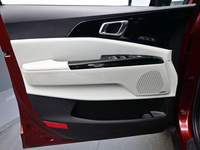 used 2022 Kia Carnival car, priced at $33,901