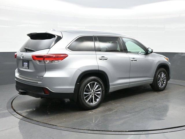 used 2017 Toyota Highlander car, priced at $16,997