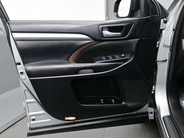 used 2017 Toyota Highlander car, priced at $16,997