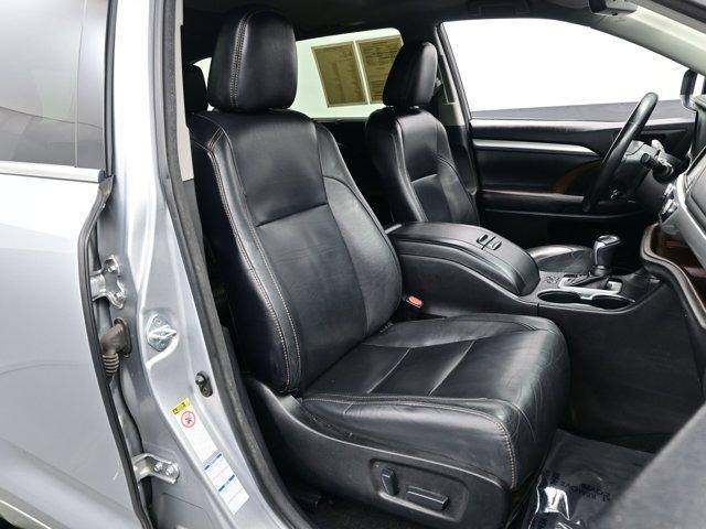 used 2017 Toyota Highlander car, priced at $16,997