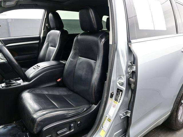 used 2017 Toyota Highlander car, priced at $16,997