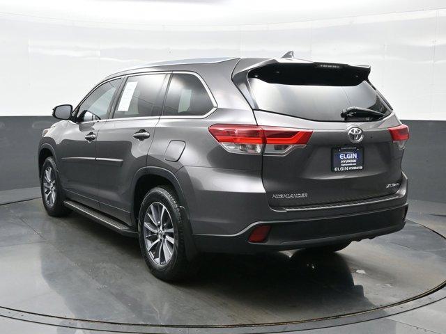 used 2019 Toyota Highlander car, priced at $28,799