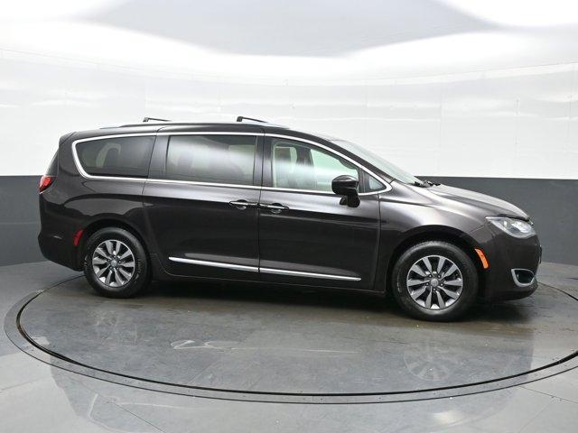 used 2019 Chrysler Pacifica car, priced at $15,249