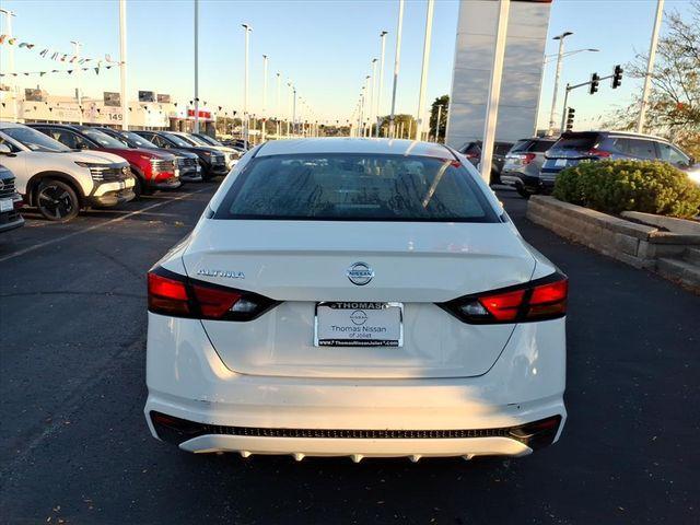 used 2022 Nissan Altima car, priced at $17,200