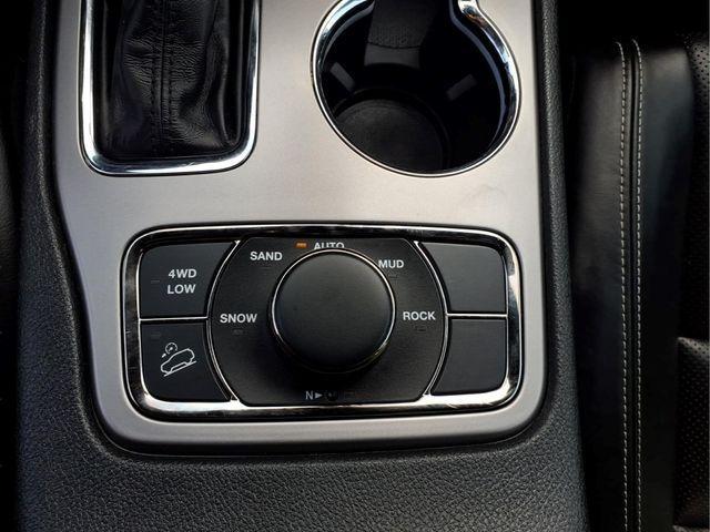 used 2021 Jeep Grand Cherokee car, priced at $21,673