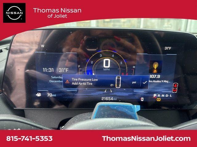 used 2024 Chevrolet Traverse car, priced at $44,995