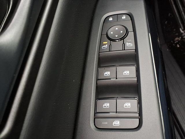 new 2026 Nissan Pathfinder car, priced at $41,682