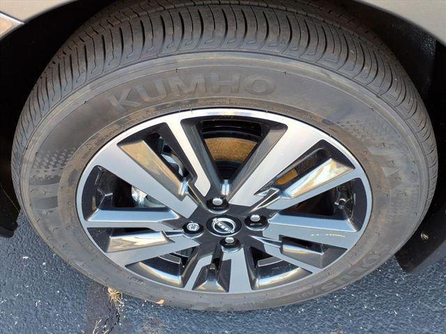 new 2025 Nissan Versa car, priced at $20,093