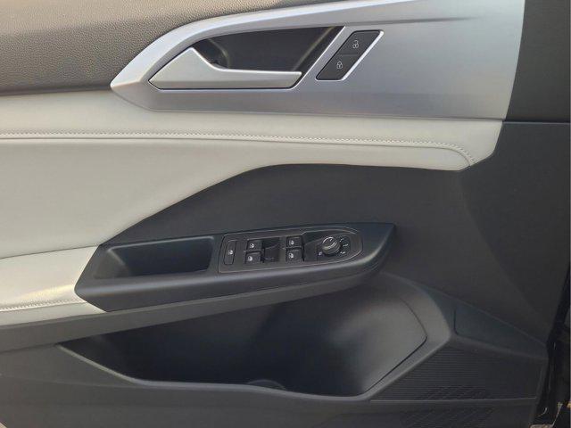 new 2026 Volkswagen Taos car, priced at $31,136