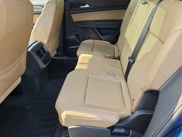 used 2020 Volkswagen Atlas Cross Sport car, priced at $18,321