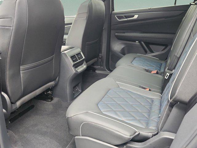 new 2026 Volkswagen Atlas Cross Sport car, priced at $52,391