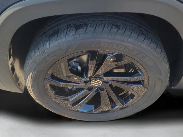 used 2023 Volkswagen Atlas car, priced at $26,188