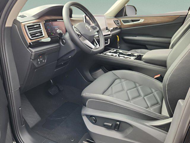 new 2026 Volkswagen Atlas car, priced at $45,936