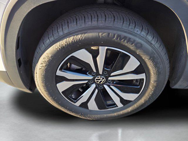 used 2024 Volkswagen Atlas Cross Sport car, priced at $27,594