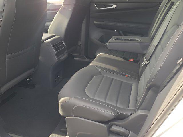 new 2026 Volkswagen Atlas Cross Sport car, priced at $47,427