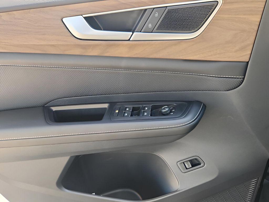 new 2026 Volkswagen Atlas car, priced at $42,237