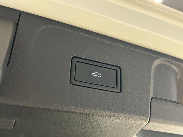 used 2025 Volkswagen Atlas car, priced at $30,000