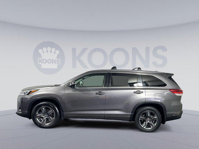 used 2017 Toyota Highlander car, priced at $23,995