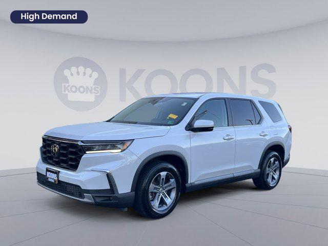 used 2023 Honda Pilot car, priced at $30,250