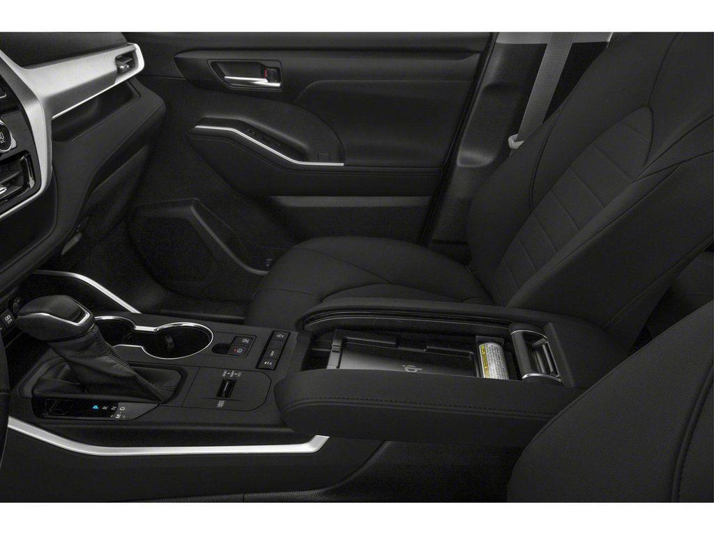 used 2021 Toyota Highlander car, priced at $34,745