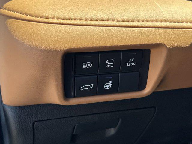 new 2026 Toyota Highlander Hybrid car, priced at $58,628
