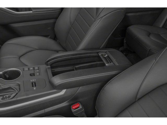 used 2024 Toyota Highlander Hybrid car, priced at $47,000