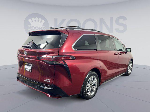 used 2022 Toyota Sienna car, priced at $46,750