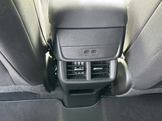 new 2026 Chevrolet Equinox car, priced at $31,591