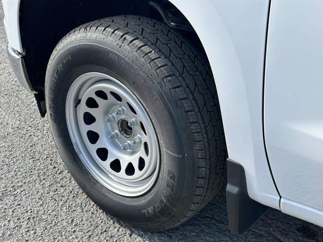 used 2025 Chevrolet Silverado 1500 car, priced at $33,995