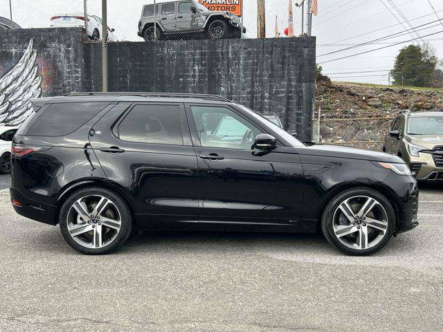 used 2022 Land Rover Discovery car, priced at $28,995