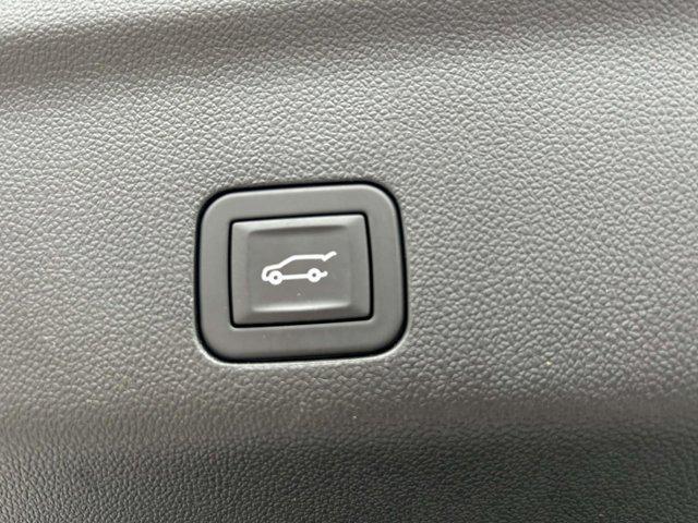 used 2025 GMC Yukon car, priced at $65,995