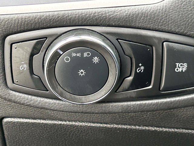 used 2024 Ford Edge car, priced at $24,995