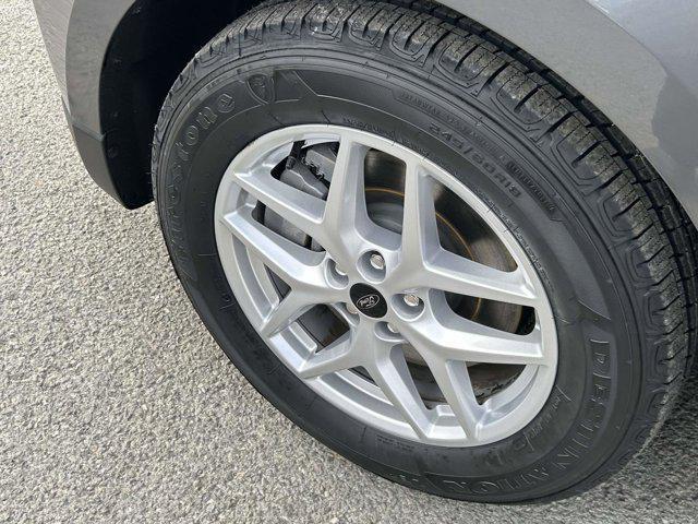 used 2024 Ford Edge car, priced at $24,995