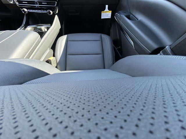 new 2026 Chevrolet Traverse car, priced at $47,908