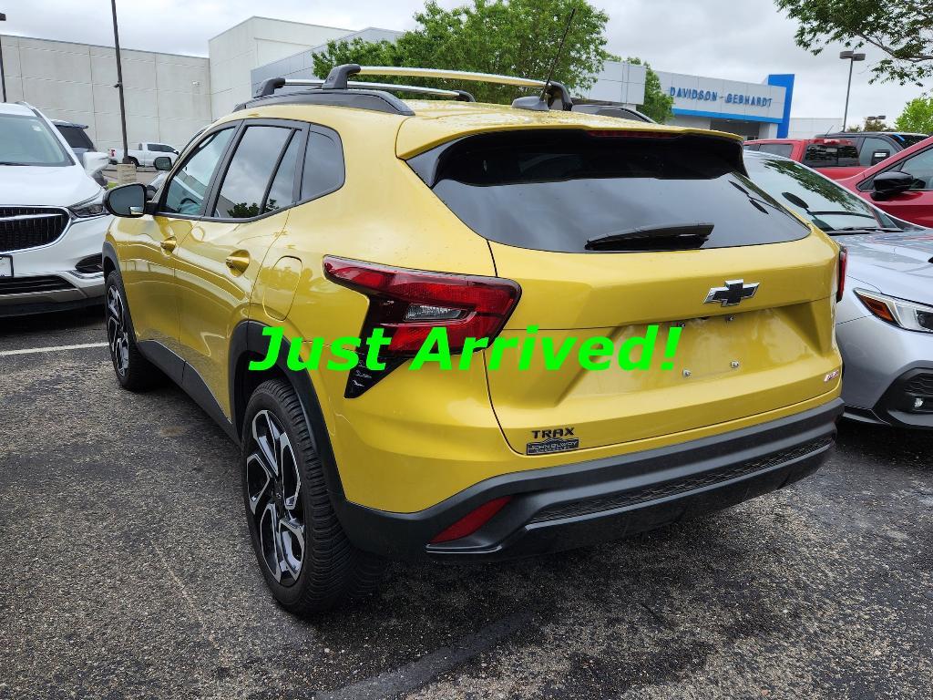 used 2024 Chevrolet Trax car, priced at $24,256