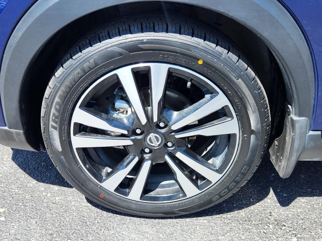 used 2019 Nissan Kicks car, priced at $19,049