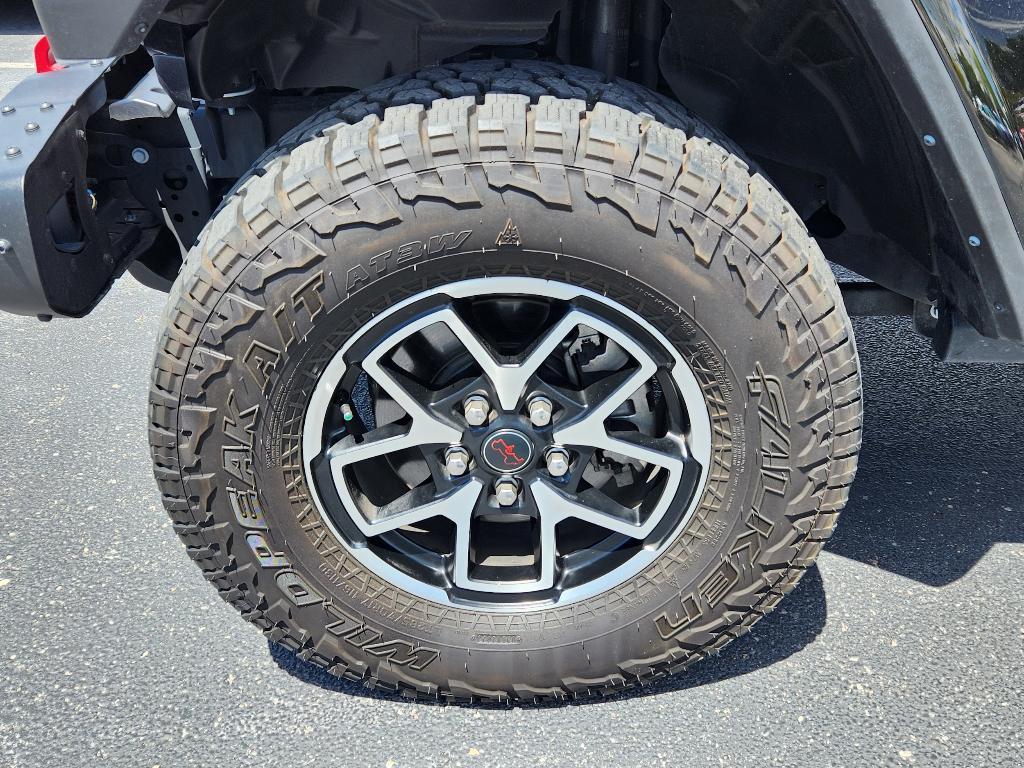 used 2024 Jeep Gladiator car, priced at $54,549